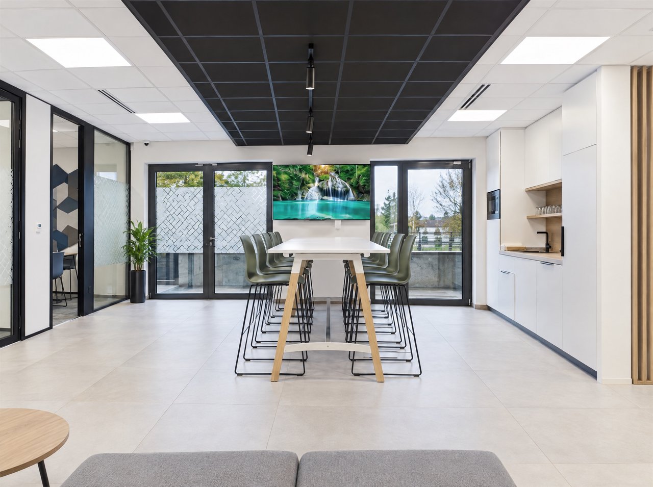 Deux commerces et un bureau loués à Arlon