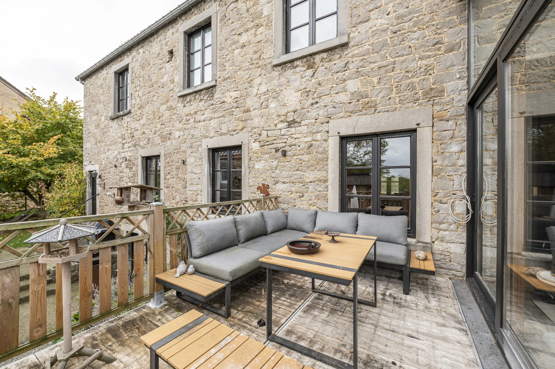 e8925a7a8dea4565a32c13d1cfa5cc6d