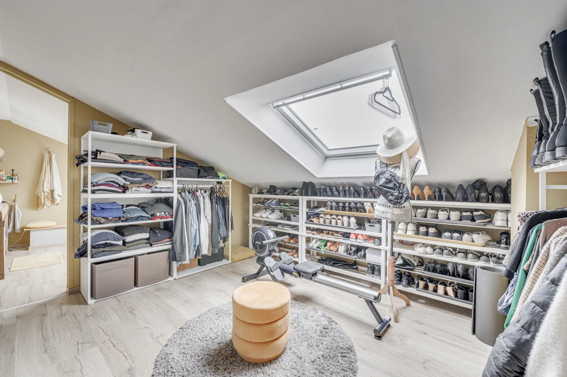 2145d712eed64cf382cdce27afa09918