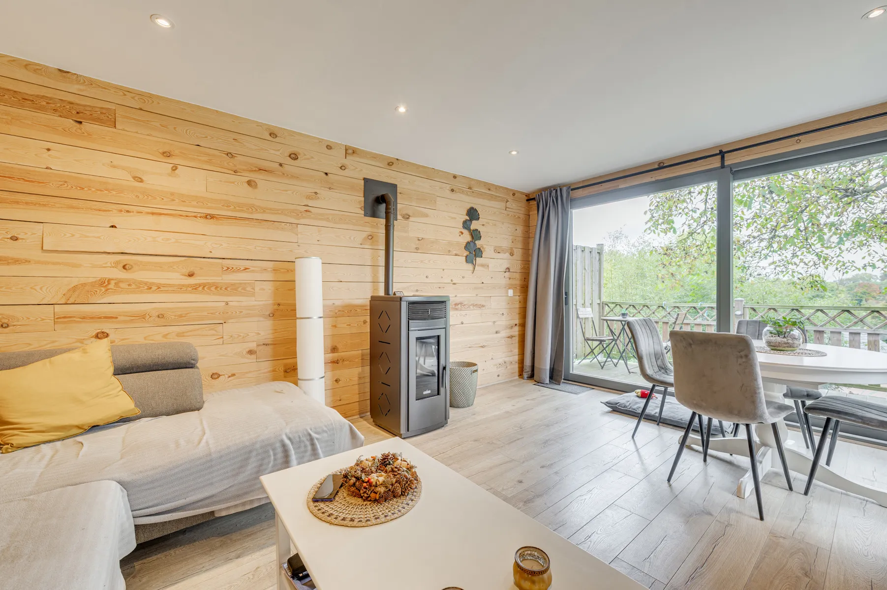 9ee356a7fffd42628c6c55d5b6ca95a5