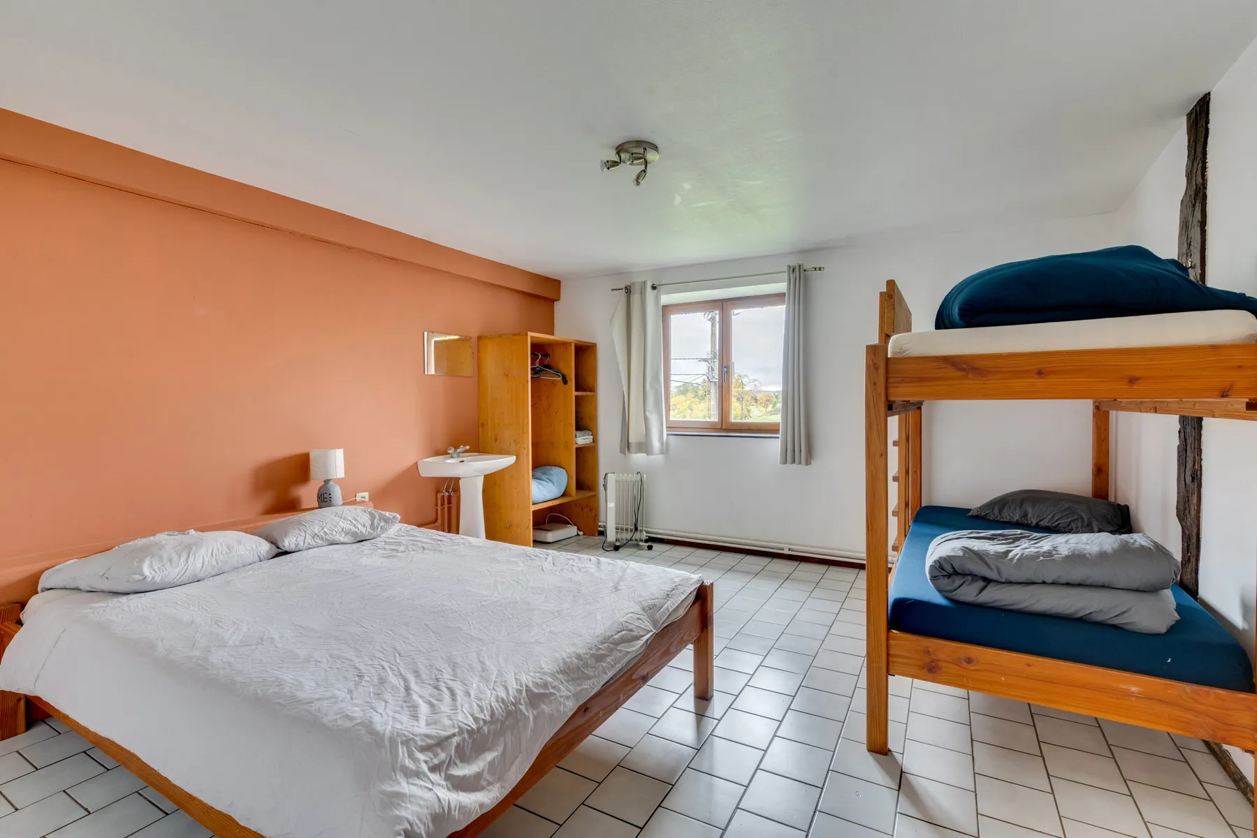 9c9c5e7da93a4a2d8d27074de1168413